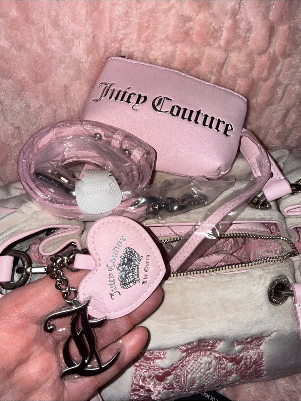 Juicy Couture UK Twig Dog Dumpling / Hobo - Pink and Beige - NWT ! - Picture 8 of 15